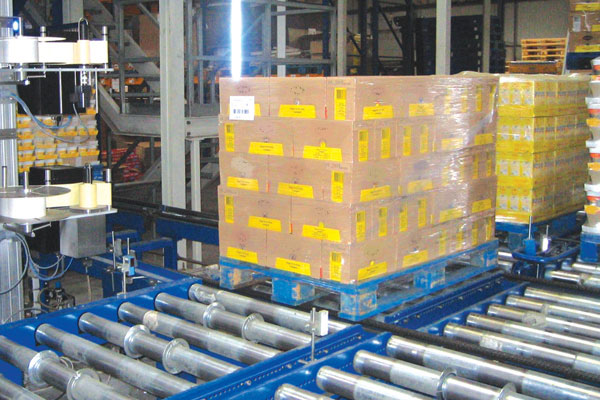 Warehouse packing equipment