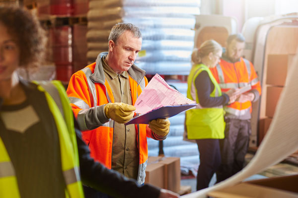 Verpackungsanlage im Lager